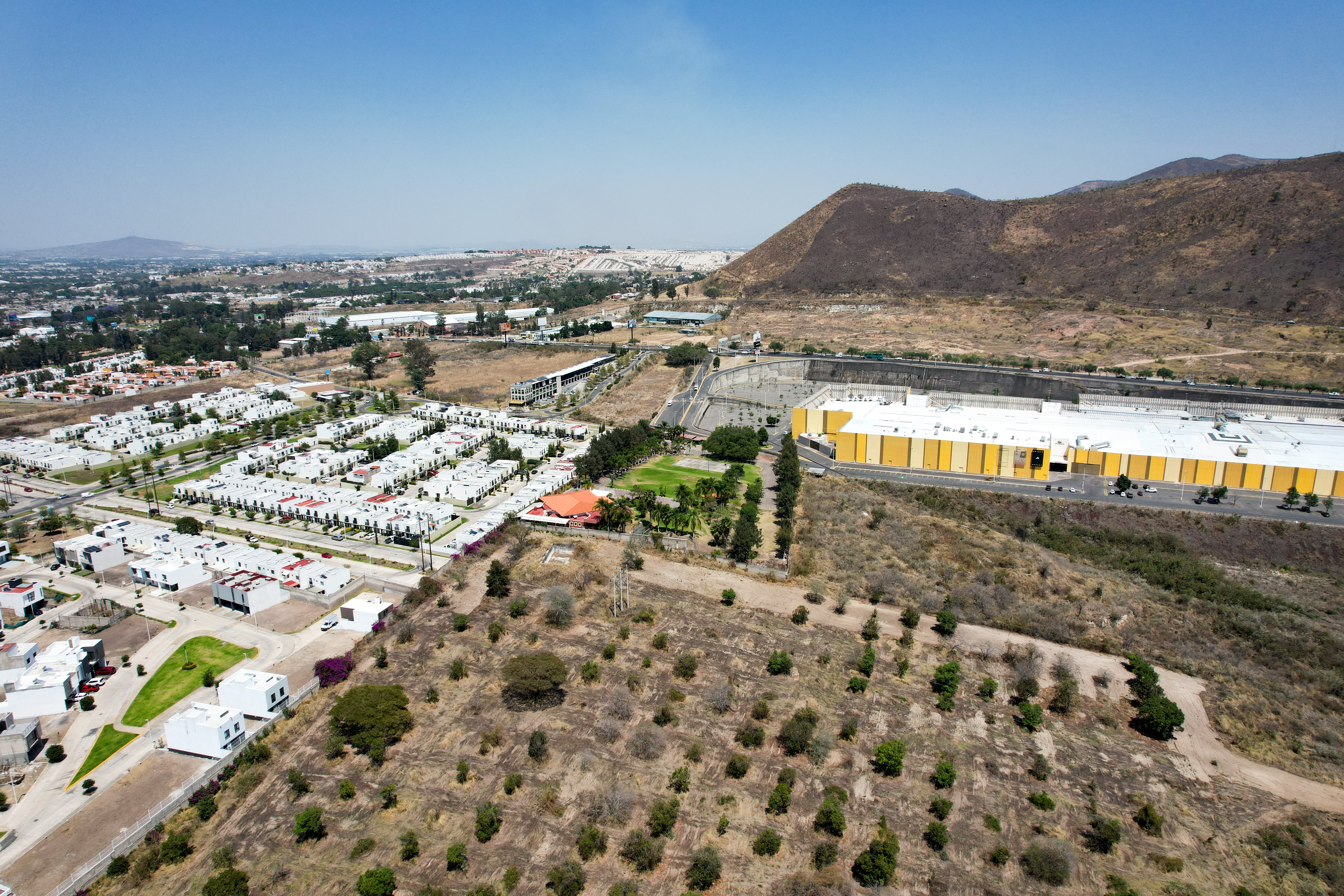  Terreno con alto potencial de desarrollo antes de las Plazas Outlet. San Agustín - 物件實景