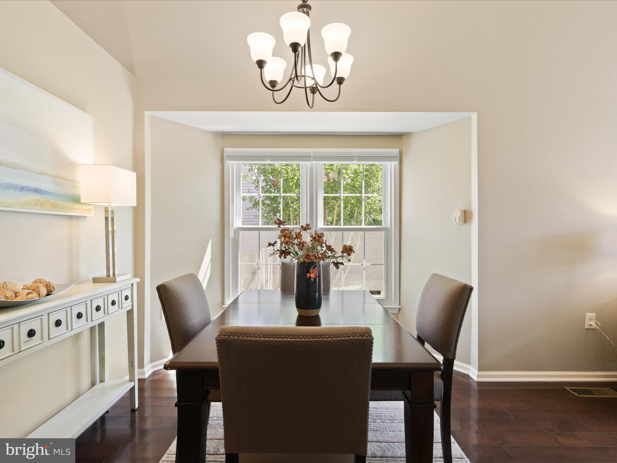Herndon, Virginia, 20171, United States, 3 Bedrooms Bedrooms, ,3 BathroomsBathrooms,Residential,For Sale,1938418