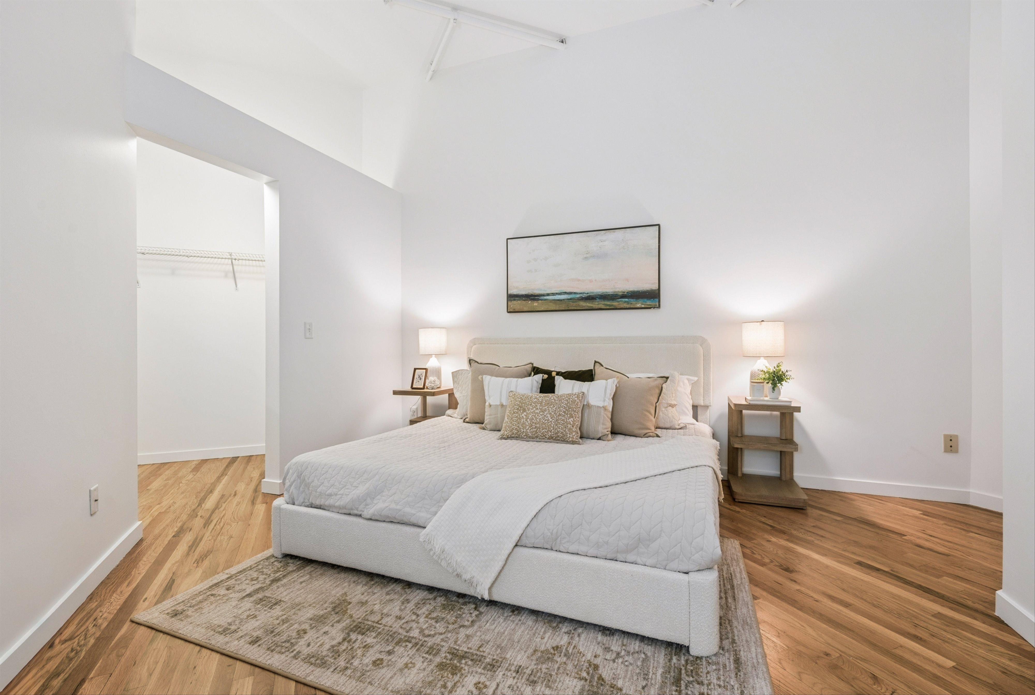  rare lodo loft gem – exposed brick, parking & walk to union  station - 物件實景