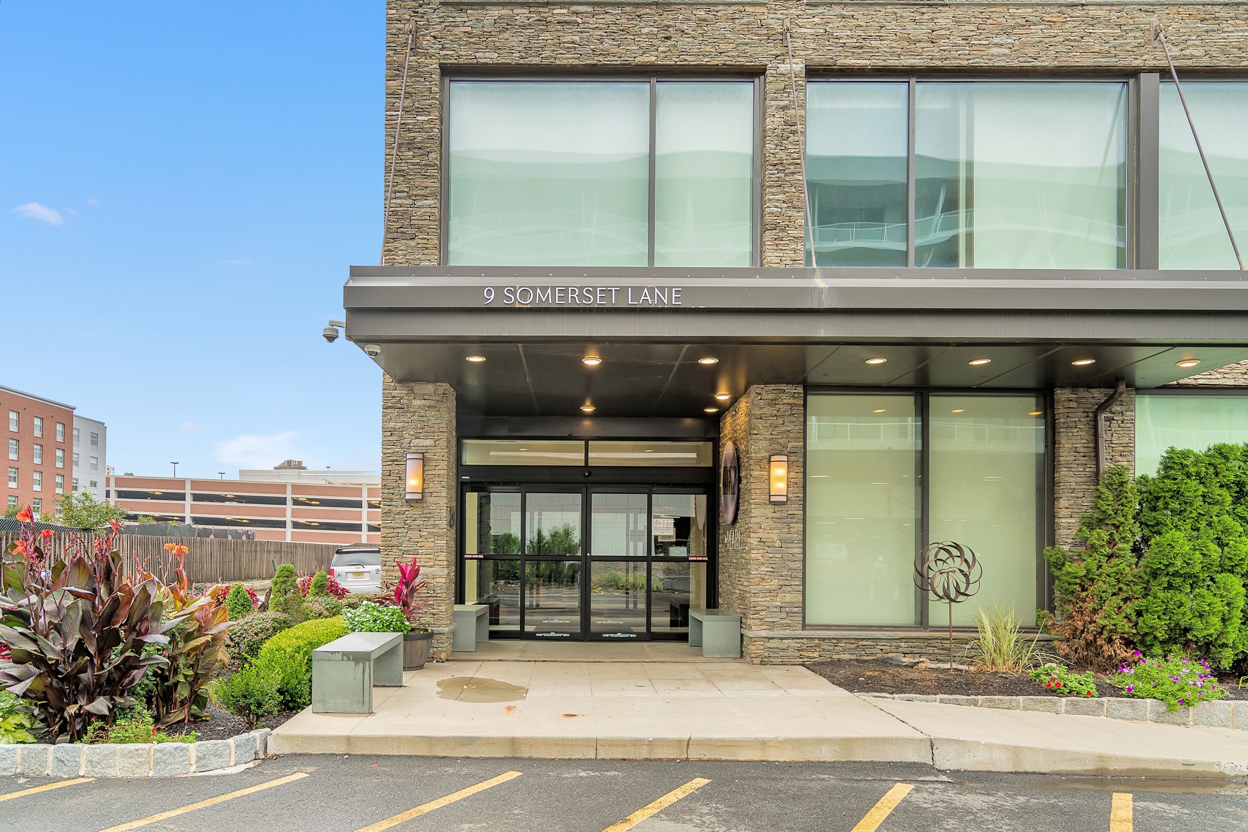  9 Somerset Lane, Edgewater, NJ, 07020 - 物件實景