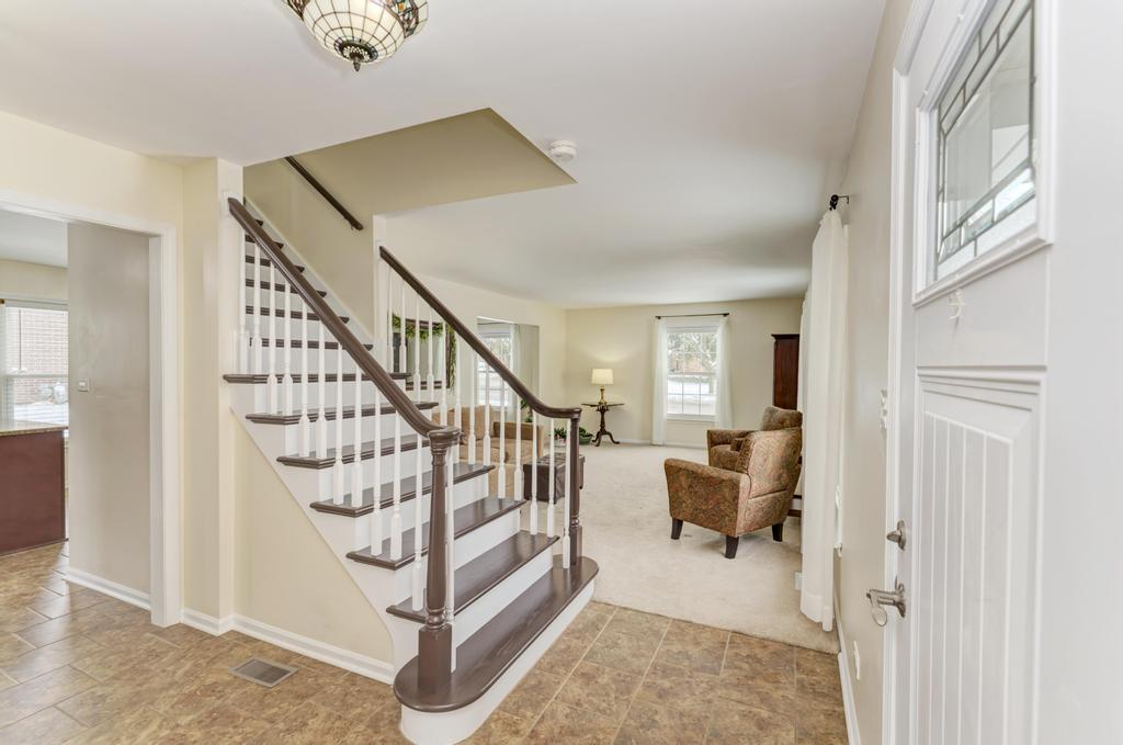 Arlington Heights, Illinois, 60005, United States, 5 Bedrooms Bedrooms, ,3 BathroomsBathrooms,Residential,For Sale,2001547