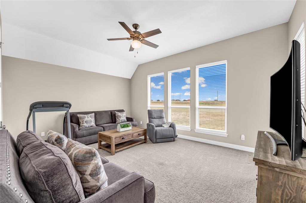 Weatherford, Texas, 76088, United States, 4 Bedrooms Bedrooms, ,3 BathroomsBathrooms,Residential,For Sale,2006084