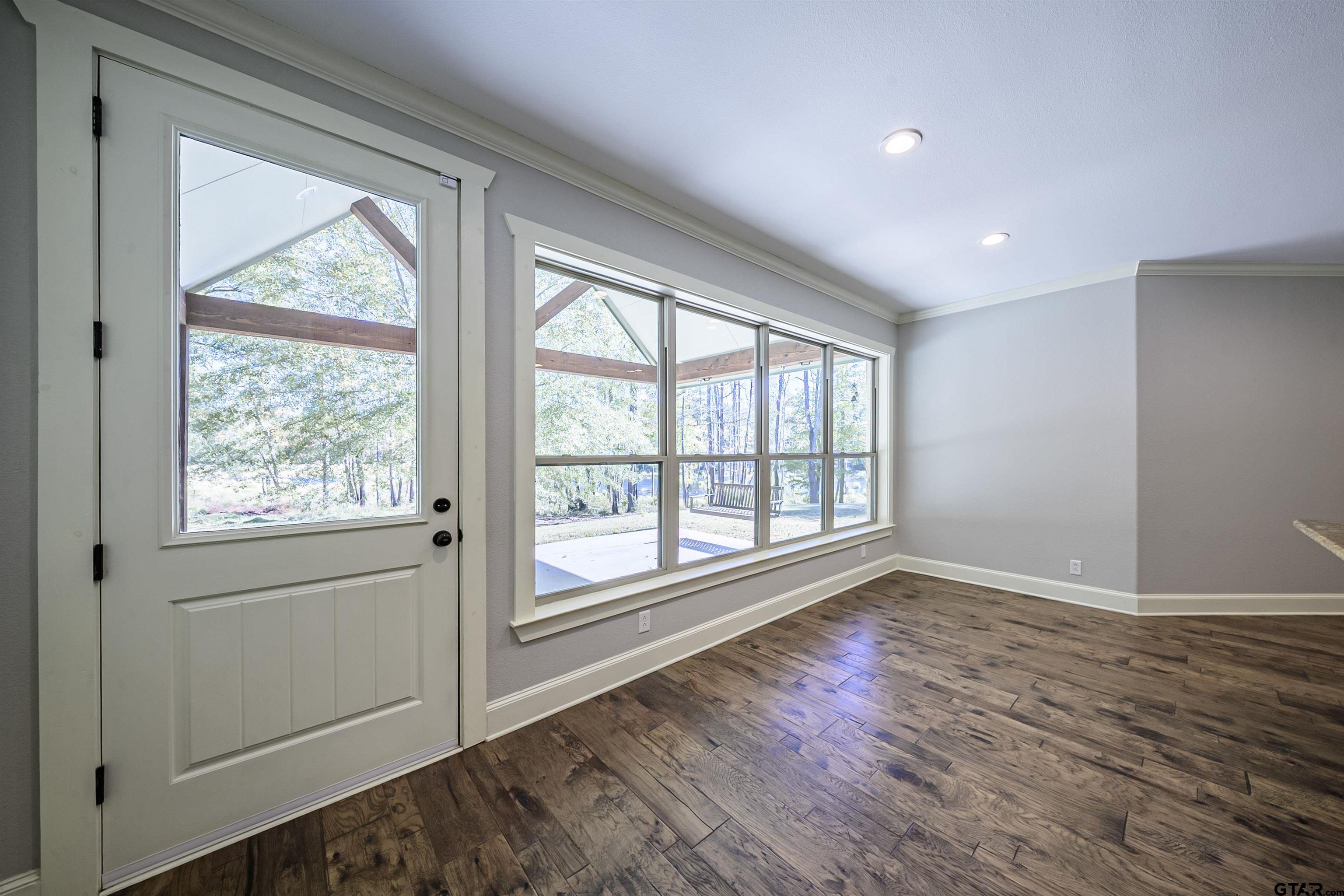 Lindale, Texas, 75771, United States, 4 Bedrooms Bedrooms, ,4 BathroomsBathrooms,Residential,For Sale,1992083