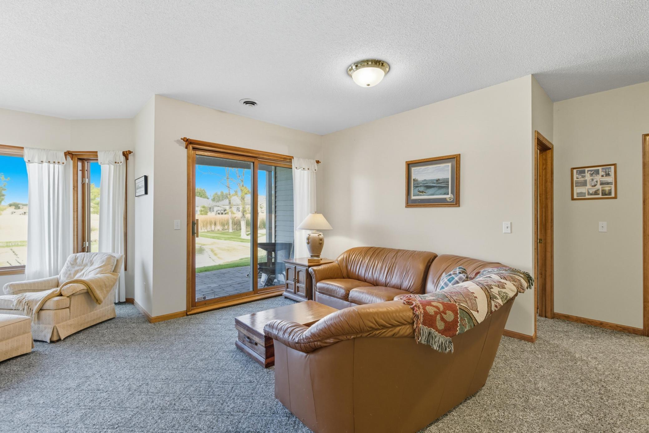 Plymouth, Minnesota, 55446, United States, 3 Bedrooms Bedrooms, ,2 BathroomsBathrooms,Residential,For Sale,1957891