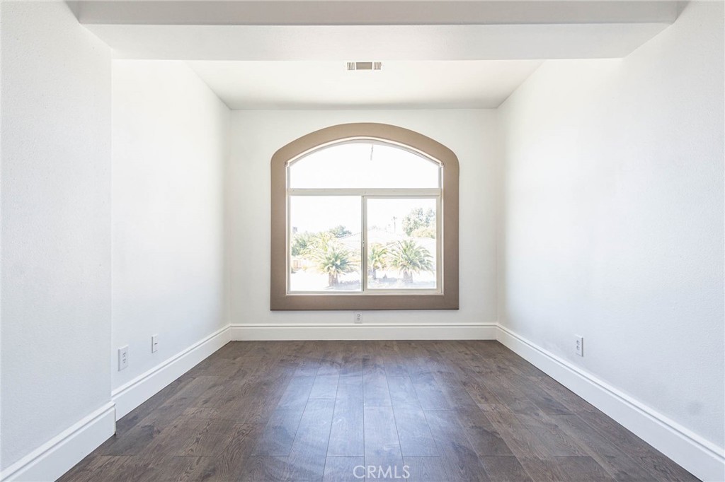 Apple Valley, California, 92307, United States, 6 Bedrooms Bedrooms, ,7 BathroomsBathrooms,Residential,For Sale,2022509