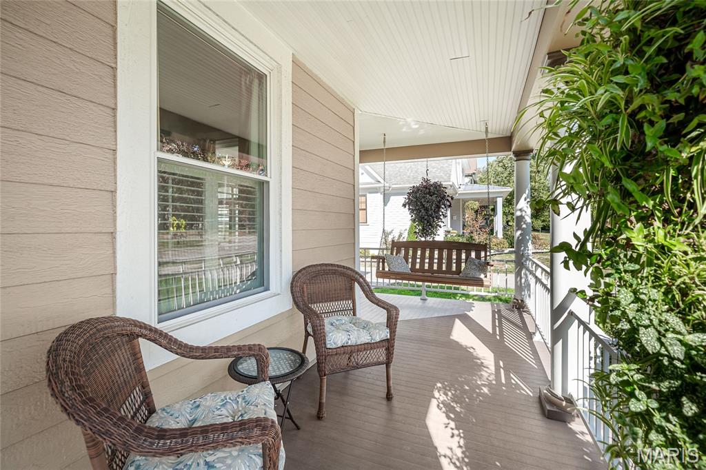 Kirkwood, Missouri, 63122, United States, 4 Bedrooms Bedrooms, ,4 BathroomsBathrooms,Residential,For Sale,1986224