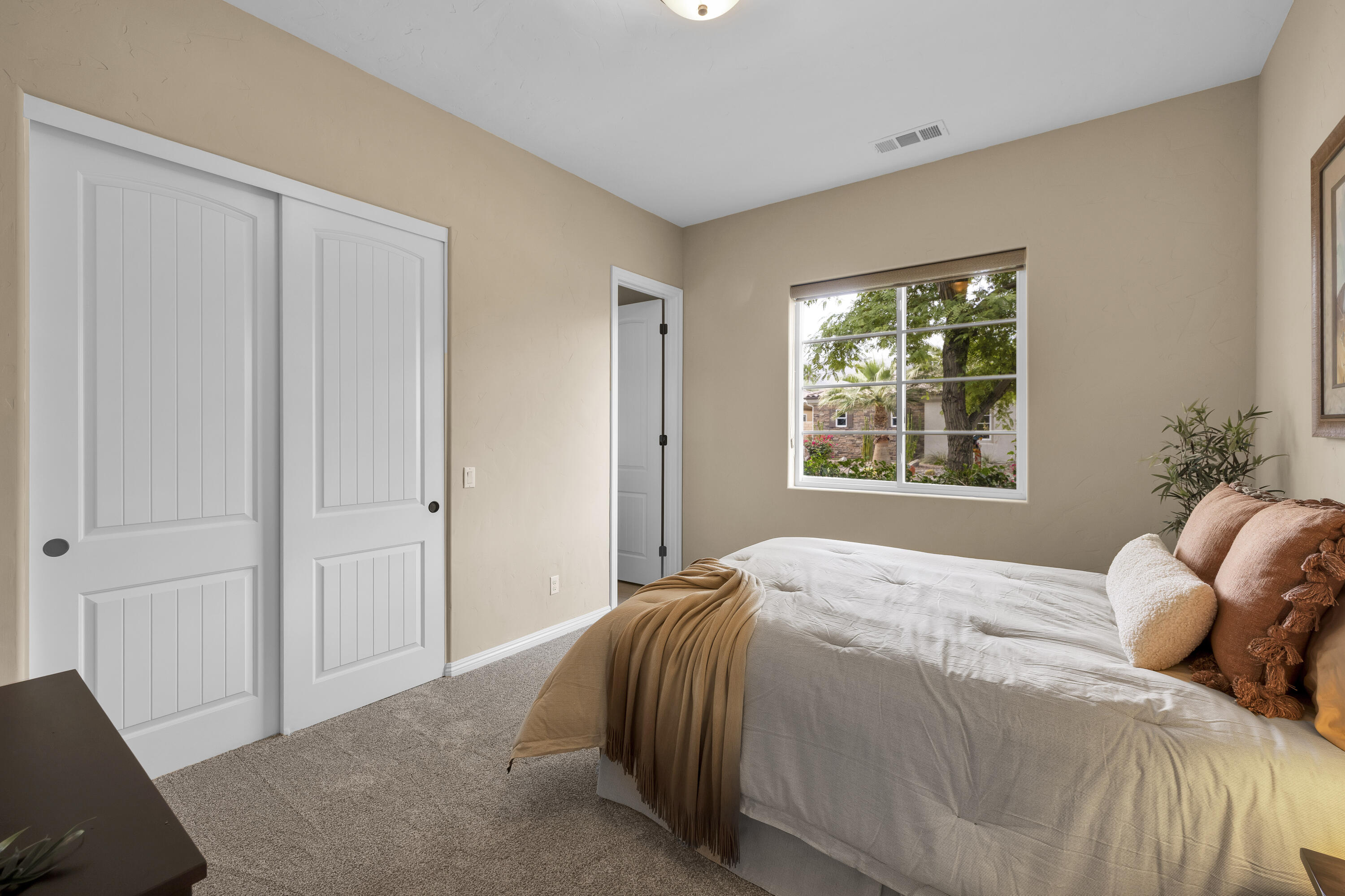 La Quinta, California, 92253, United States, 3 Bedrooms Bedrooms, ,4 BathroomsBathrooms,Residential,For Sale,1991263