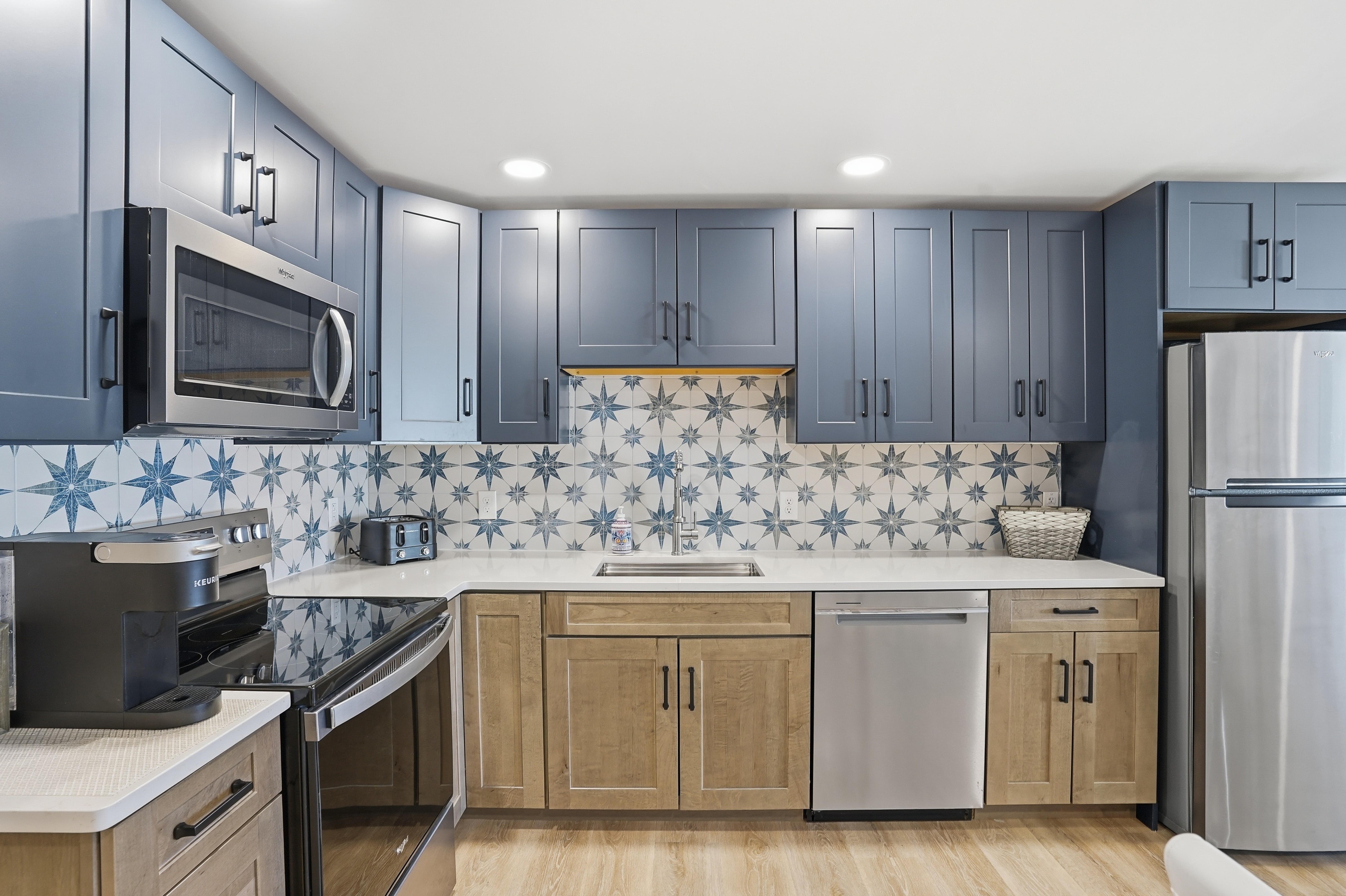  86 Ocean View Avenue, Swansea, MA, 02777 - 物件實景