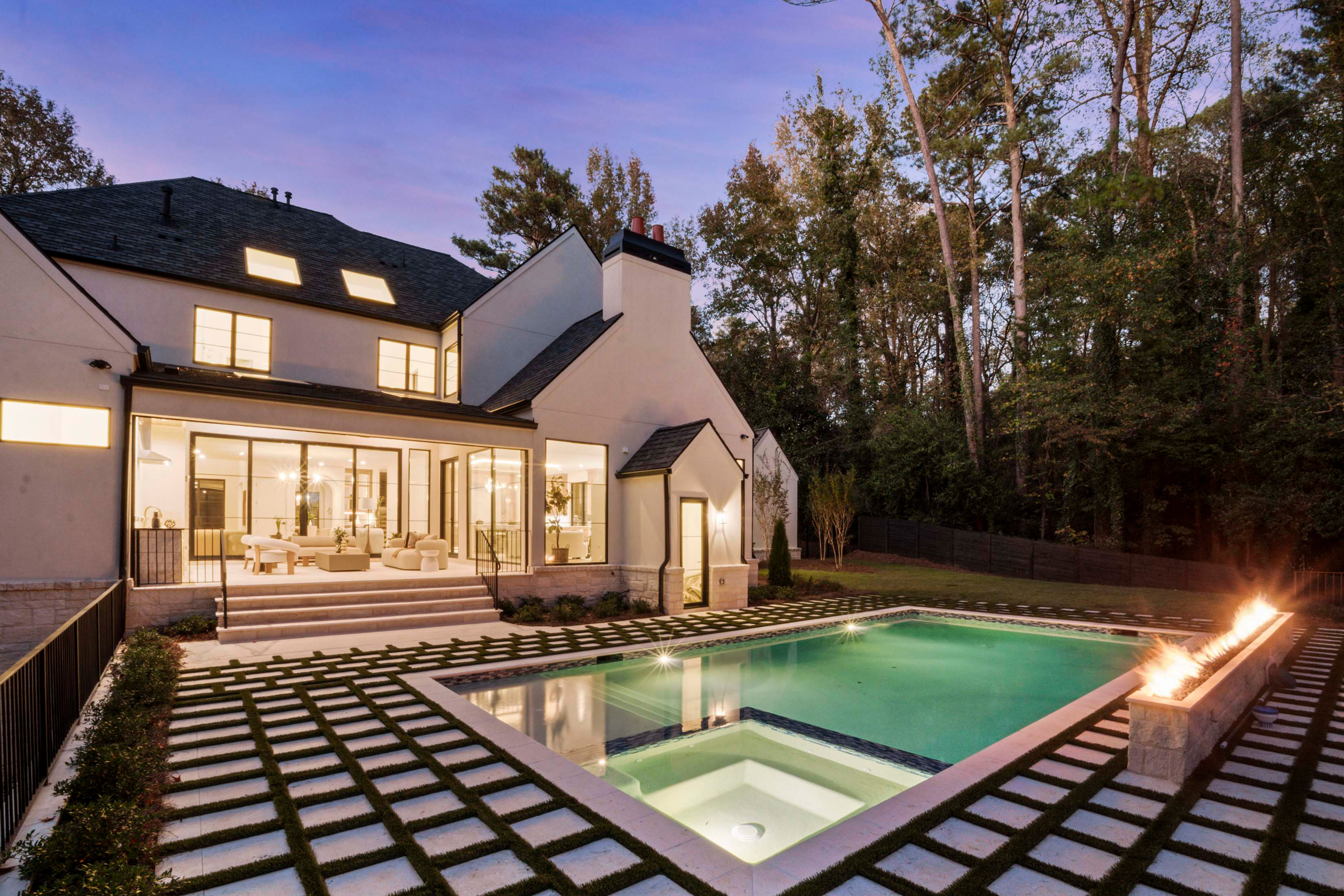  The Pinnacle of Luxury: New Custom Home in Prime Londonberry - 物件實景
