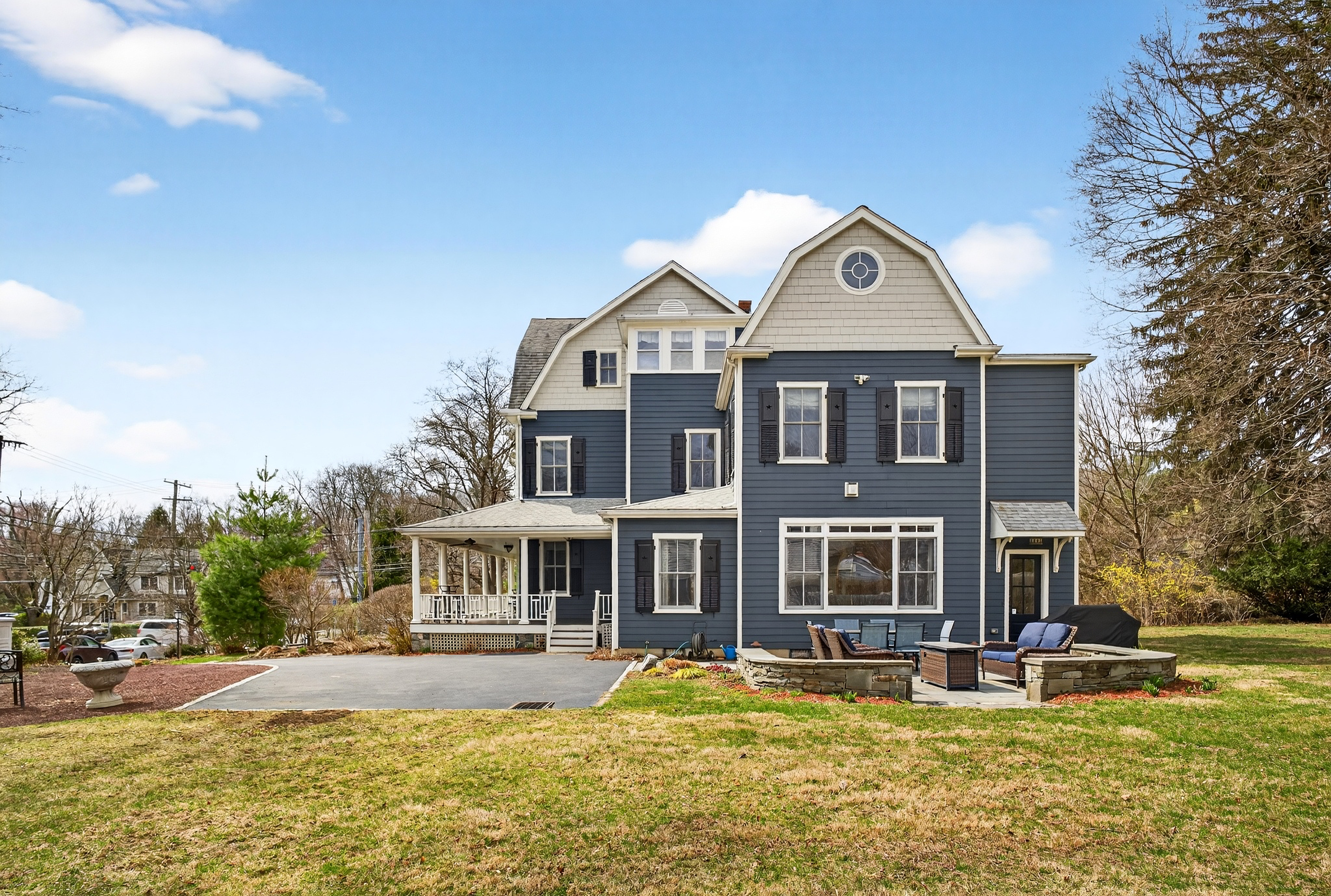  247 Broadway - 物件實景