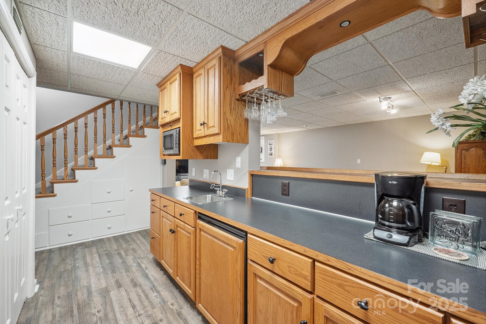 Granite Falls, North Carolina, 28630, United States, 4 Bedrooms Bedrooms, ,4 BathroomsBathrooms,Residential,For Sale,1907172