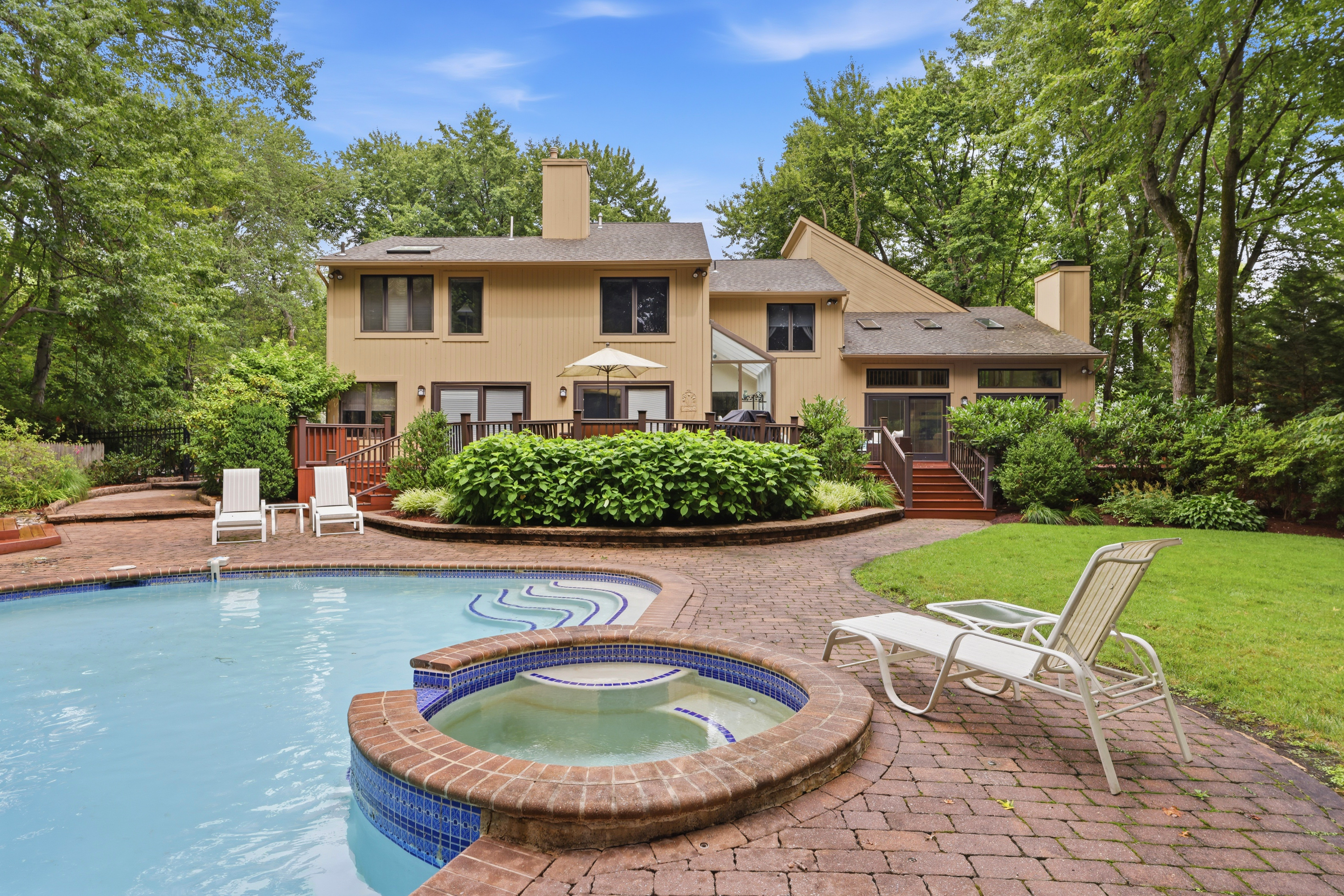  43 Southwood Drive, Cherry Hill Township, NJ 08003 - 物件實景