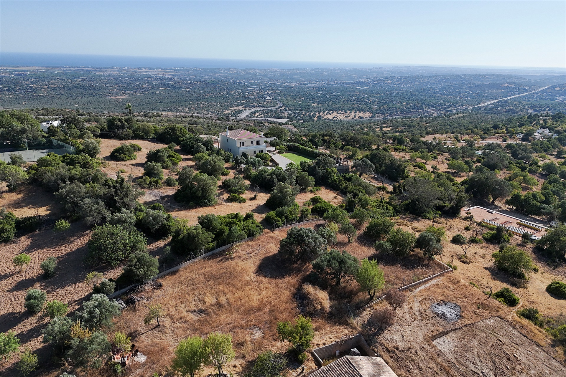  Terreno com ruina for Sale - 物件實景