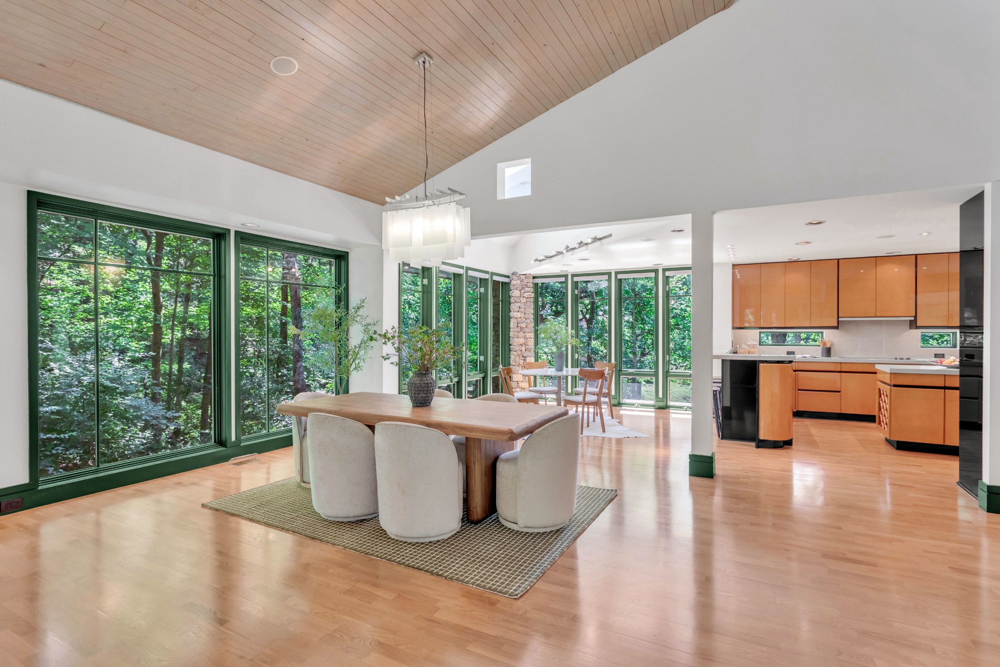  4 Glenn Abbey, Nashville, TN, 37215 - 物件實景