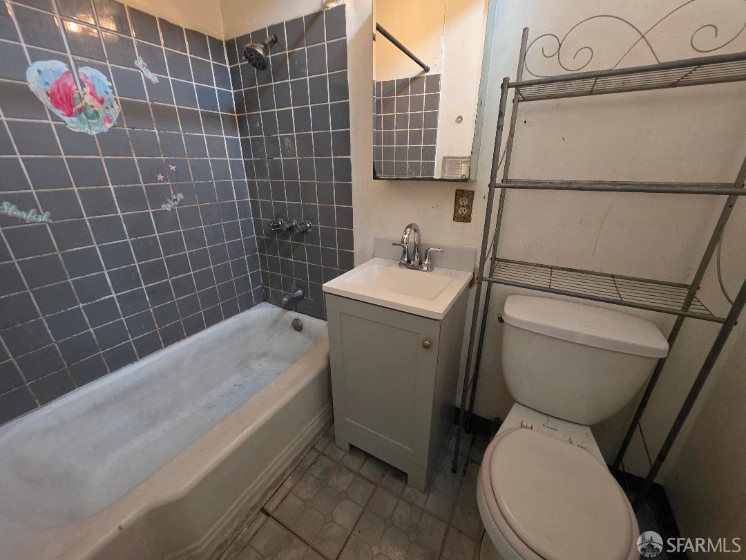 Oakland, California, 94601, United States, 4 Bedrooms Bedrooms, ,Residential,For Sale,1984623