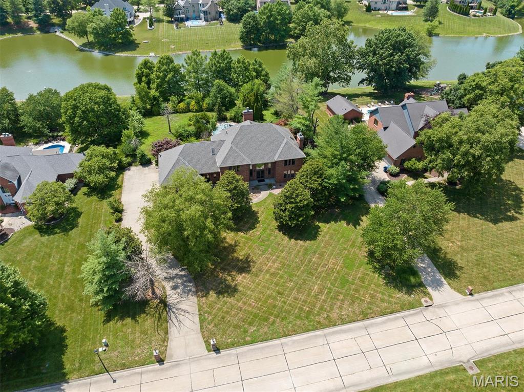 Shiloh, Illinois, 62221, United States, 5 Bedrooms Bedrooms, ,6 BathroomsBathrooms,Residential,For Sale,1890091