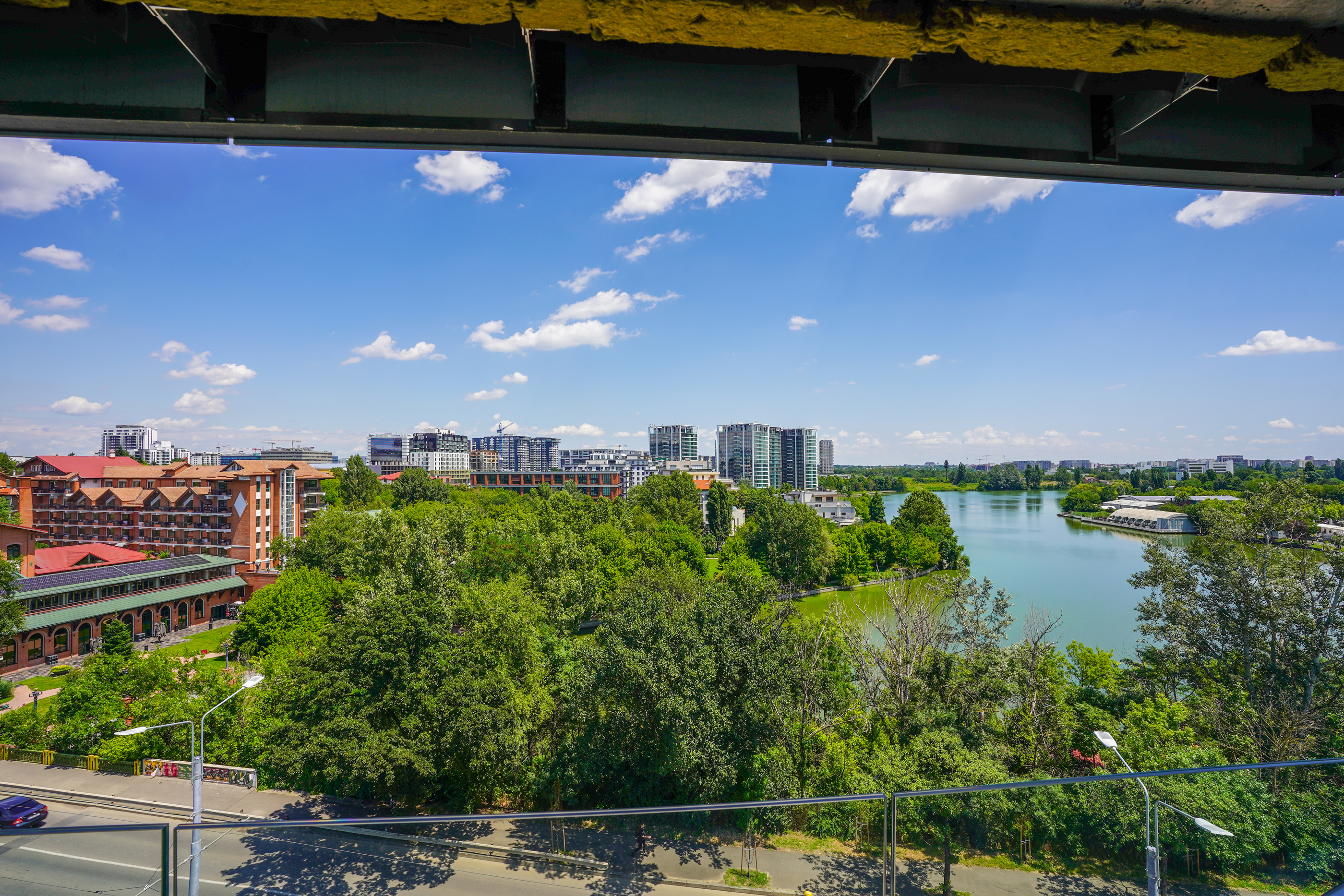  Lakefront Duplex Penthouse with a Panoramic Terrace on Lake Floreasca - 物件實景