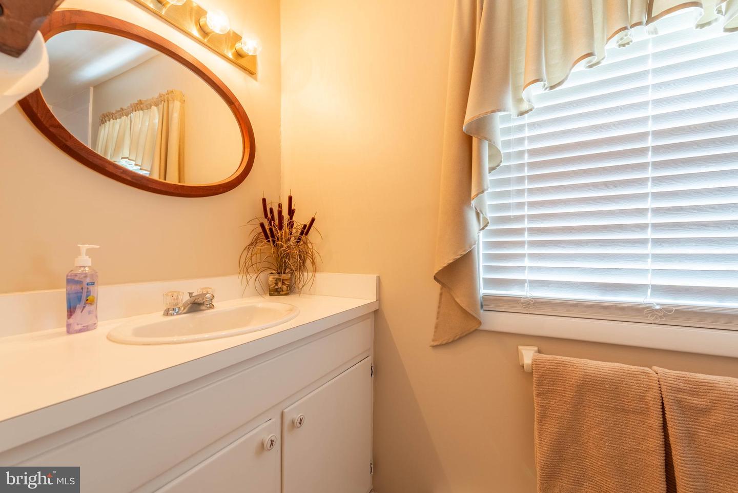 Ocean City, Maryland, 21842, United States, 4 Bedrooms Bedrooms, ,4 BathroomsBathrooms,Residential,For Sale,1745051