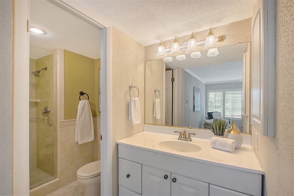 Sarasota, Florida, 34236, United States, 2 Bedrooms Bedrooms, ,2 BathroomsBathrooms,Residential,For Sale,1866330