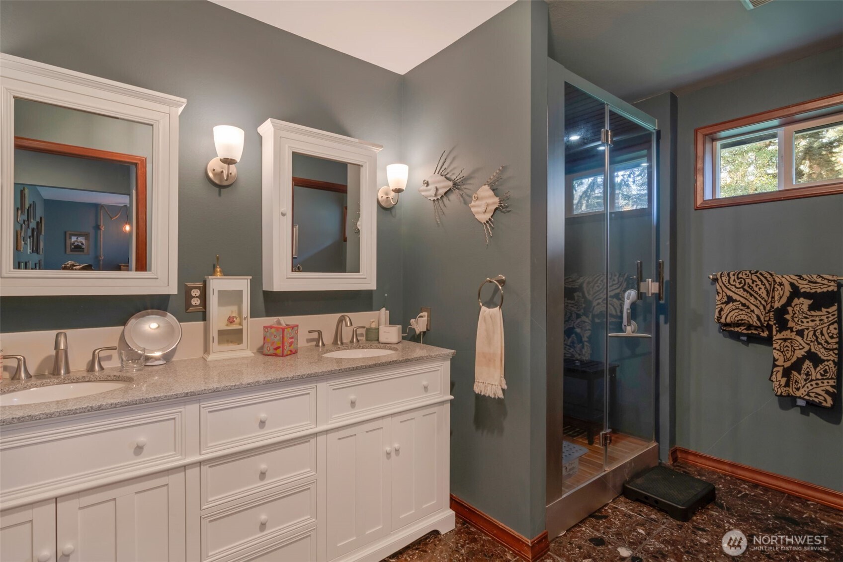 Clinton, Washington, 98236, United States, 4 Bedrooms Bedrooms, ,3 BathroomsBathrooms,Residential,For Sale,1990497