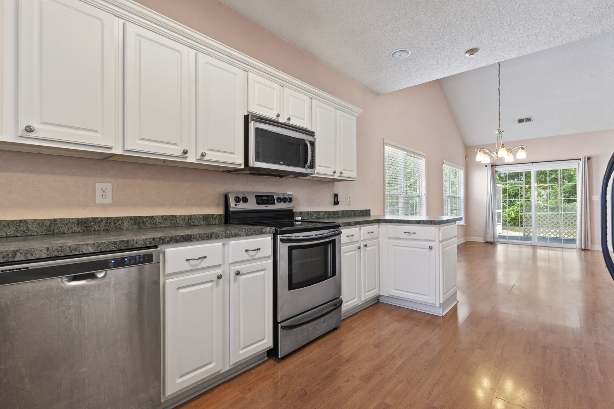 North Myrtle Beach, South Carolina, 29582, United States, 3 Bedrooms Bedrooms, ,2 BathroomsBathrooms,Residential,For Sale,1928700