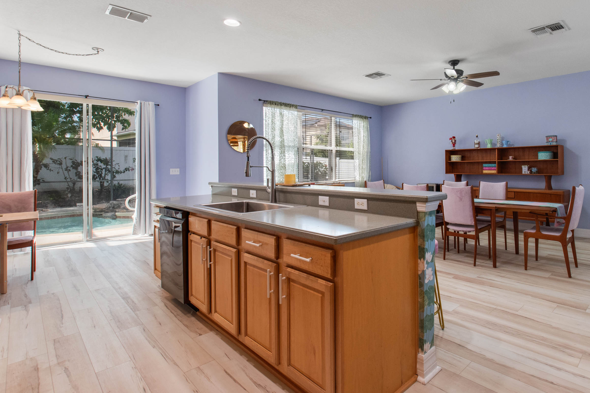 Winter Garden, Florida, 34787, United States, 3 Bedrooms Bedrooms, ,2 BathroomsBathrooms,Residential,For Sale,1938374