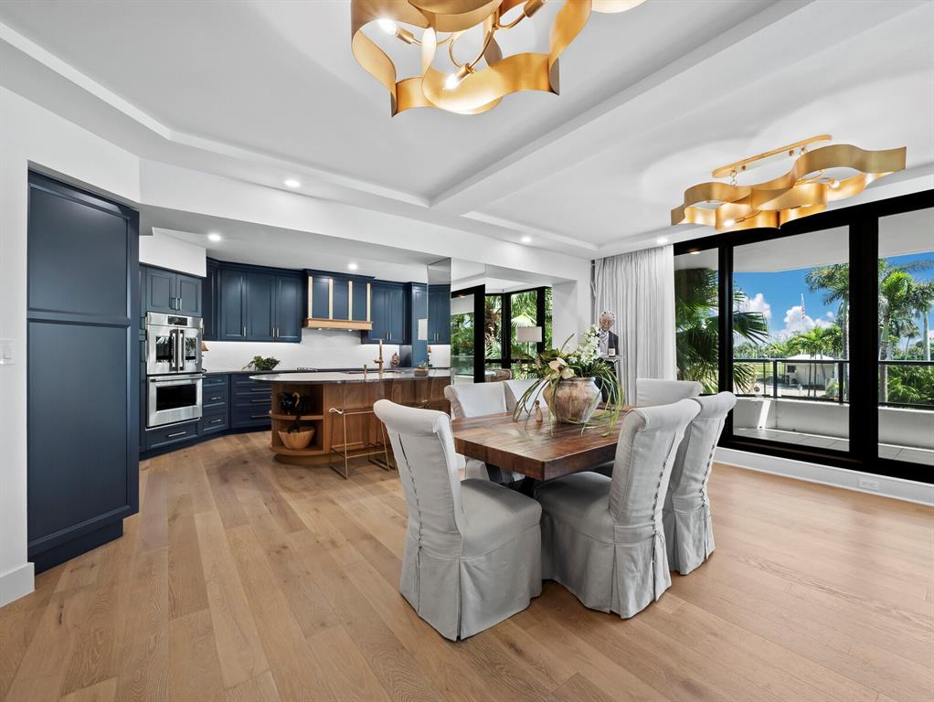 Longboat Key, Florida, 34228, United States, 3 Bedrooms Bedrooms, ,3 BathroomsBathrooms,Residential,For Sale,1942144
