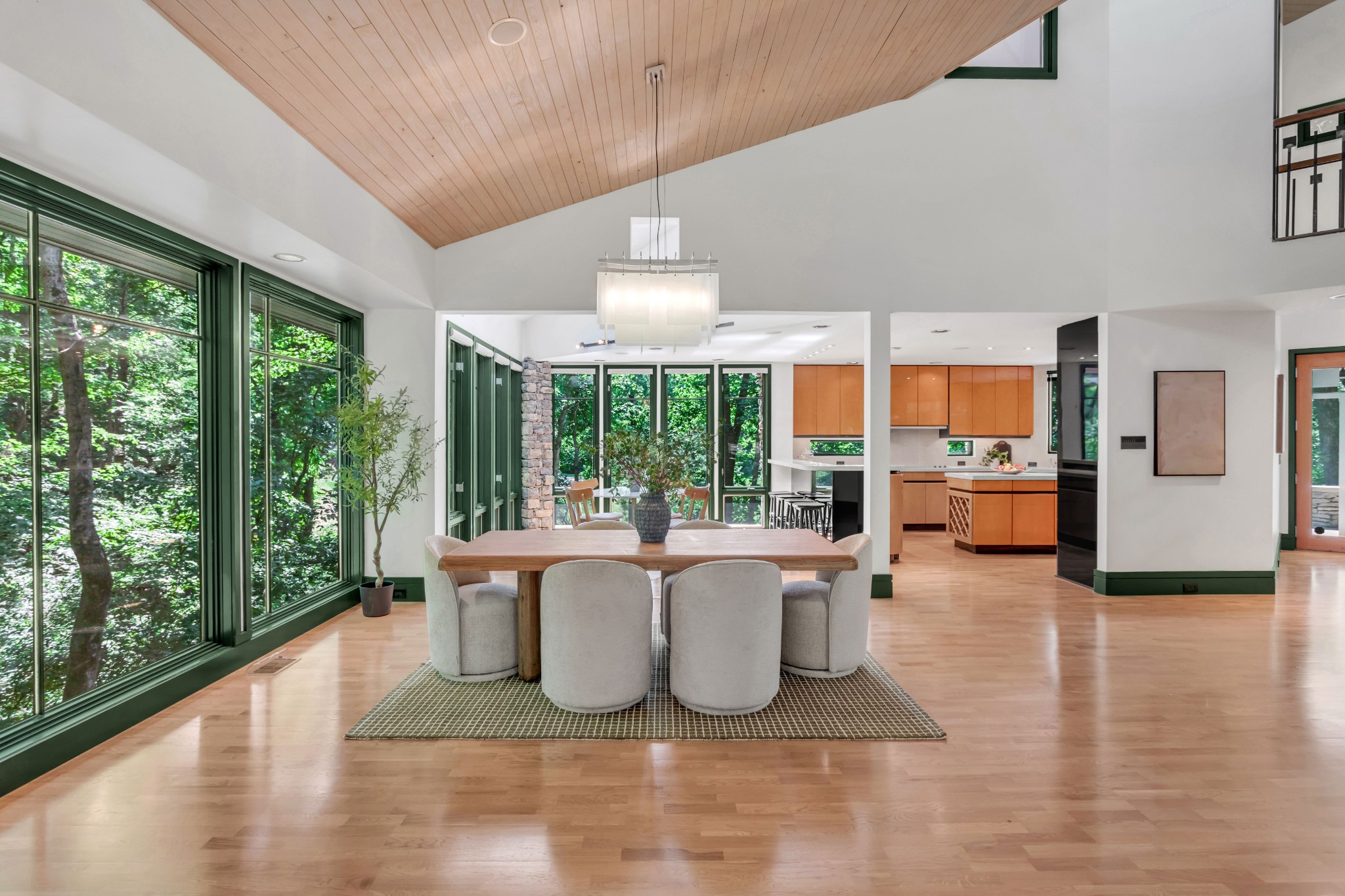  4 Glenn Abbey, Nashville, TN, 37215 - 物件實景