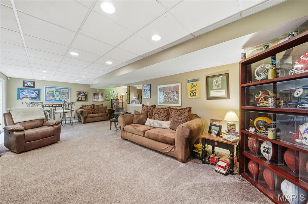 Unincorporated, Missouri, 63026, United States, 5 Bedrooms Bedrooms, ,4 BathroomsBathrooms,Residential,For Sale,1972536