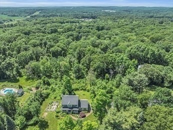 Westford, Massachusetts, 01886, United States, 4 Bedrooms Bedrooms, ,4 BathroomsBathrooms,Residential,For Sale,1987953