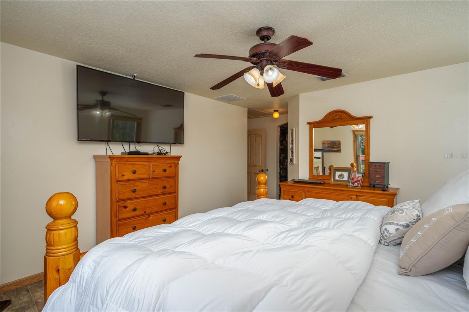 LAKE WALES, Florida, 33898, United States, 3 Bedrooms Bedrooms, ,3 BathroomsBathrooms,Residential,For Sale,1846295