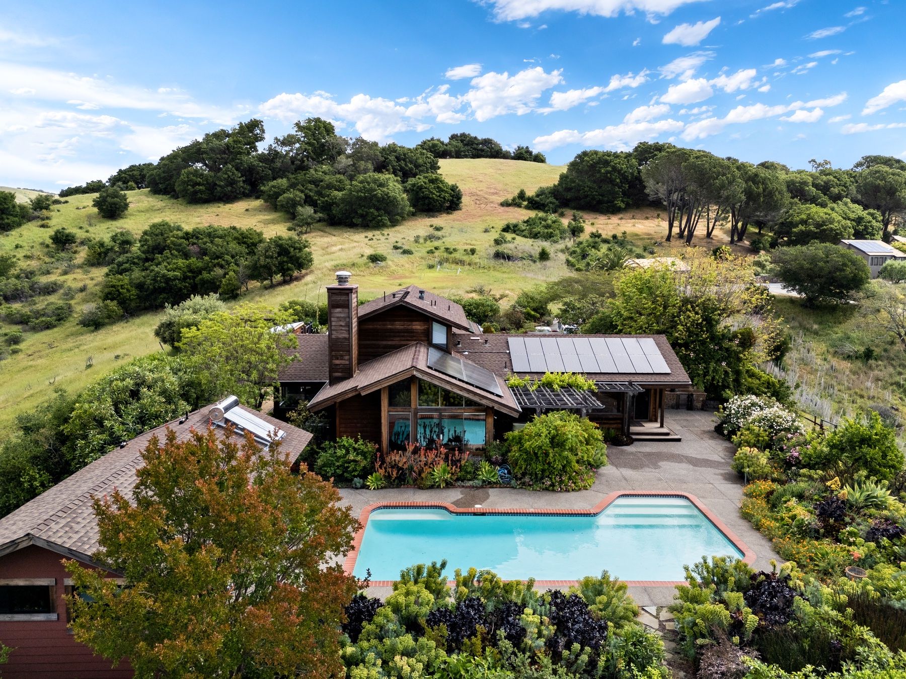  Secluded San Anselmo Estate With 270 Degree Panoramic Views On Almost Four Acres - 物件實景