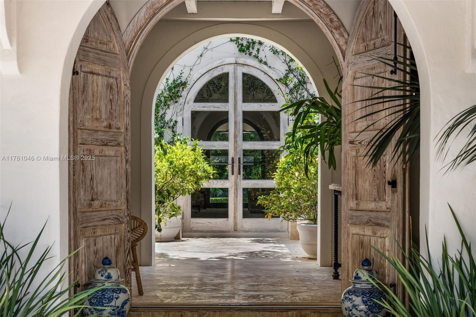 Miami, Florida, 33133, United States, 6 Bedrooms Bedrooms, ,6 BathroomsBathrooms,Residential,For Sale,1947591