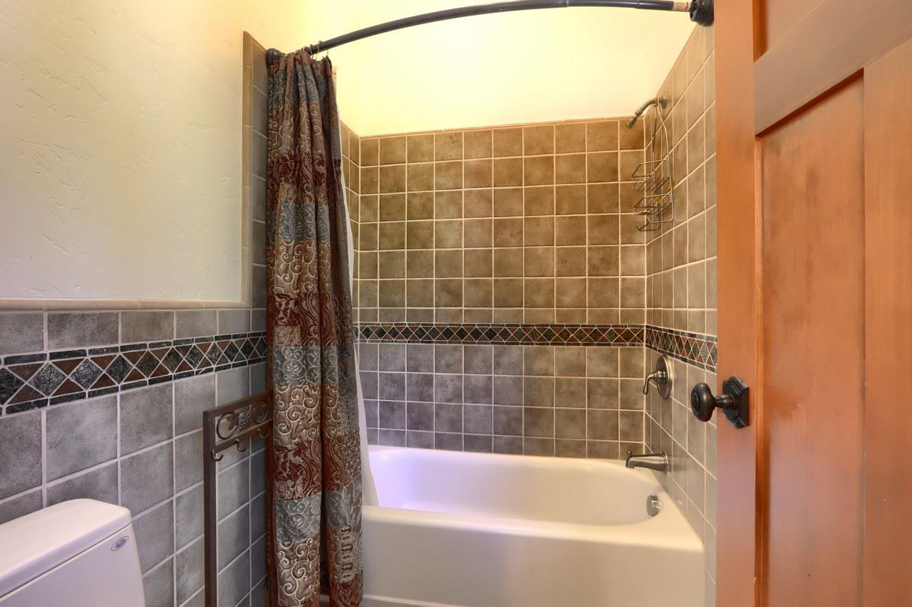 Yosemite West, California, 95389, United States, 3 Bedrooms Bedrooms, ,2 BathroomsBathrooms,Residential,For Sale,1980378