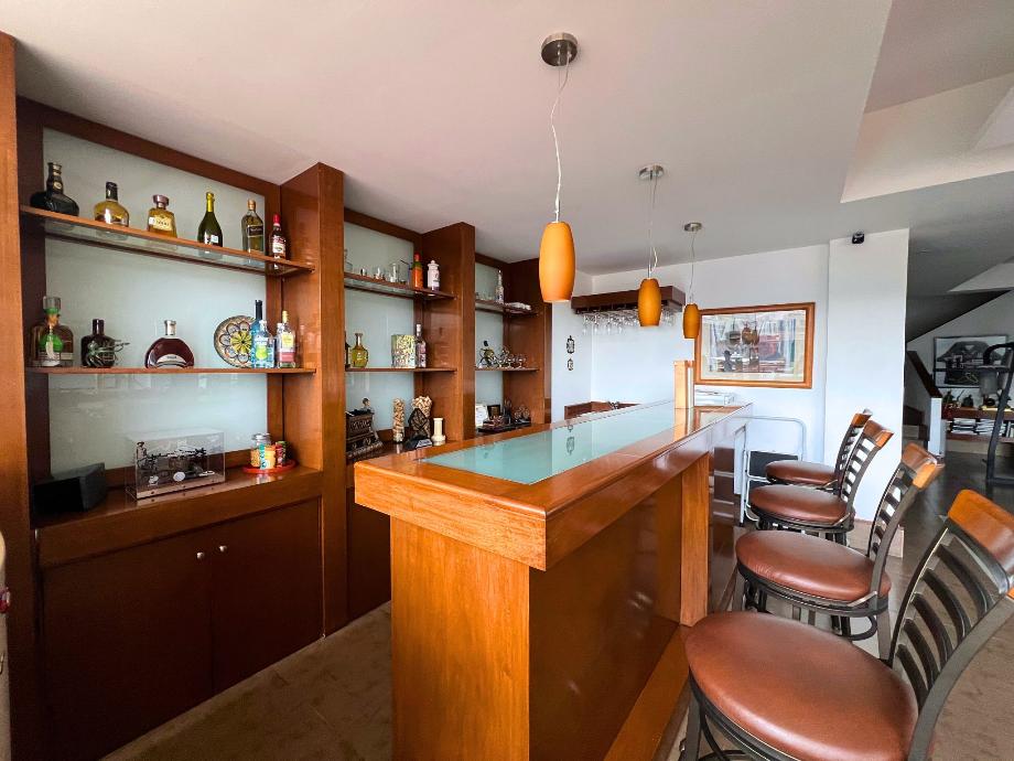 Huixquilucan, Estado de méxico, 52780, Mexico, 4 Bedrooms Bedrooms, ,4 BathroomsBathrooms,Residential,For Sale,1712764