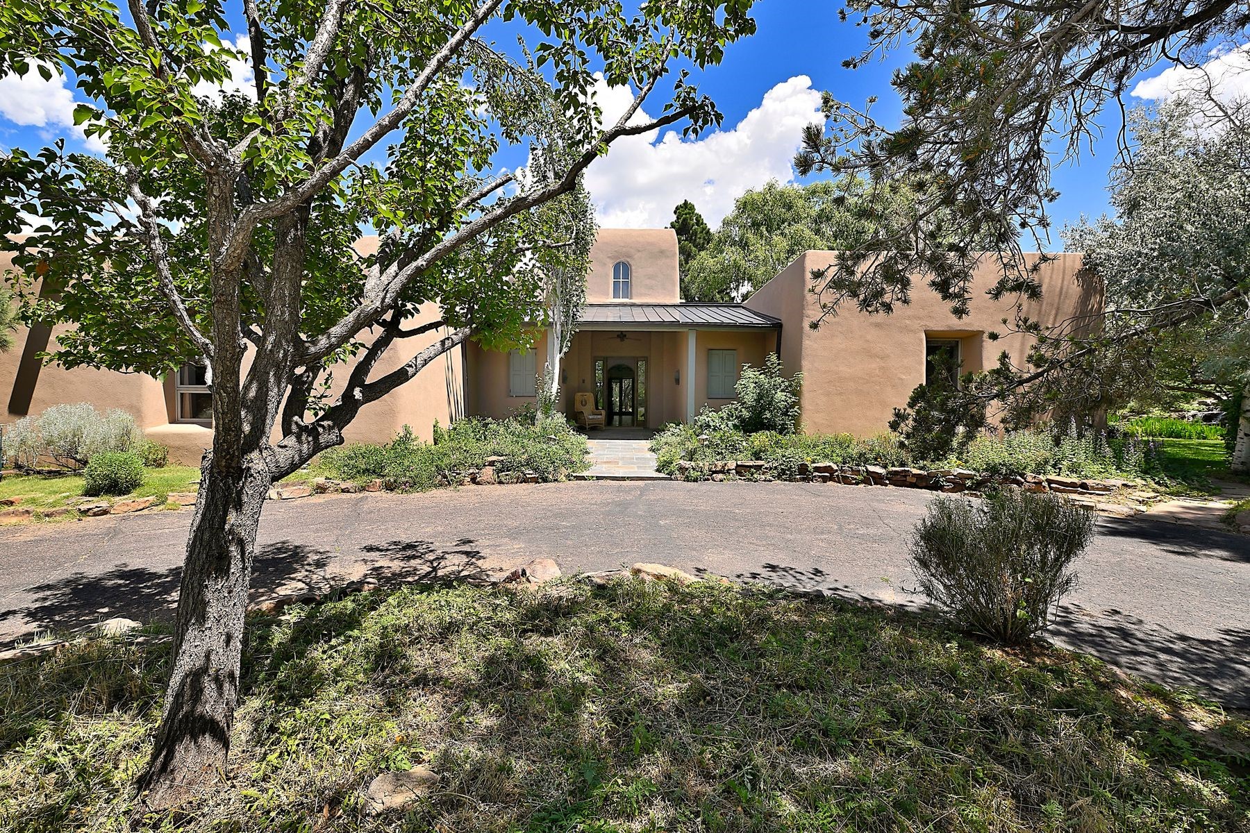  1021 Old Santa Fe Trail - 物件實景