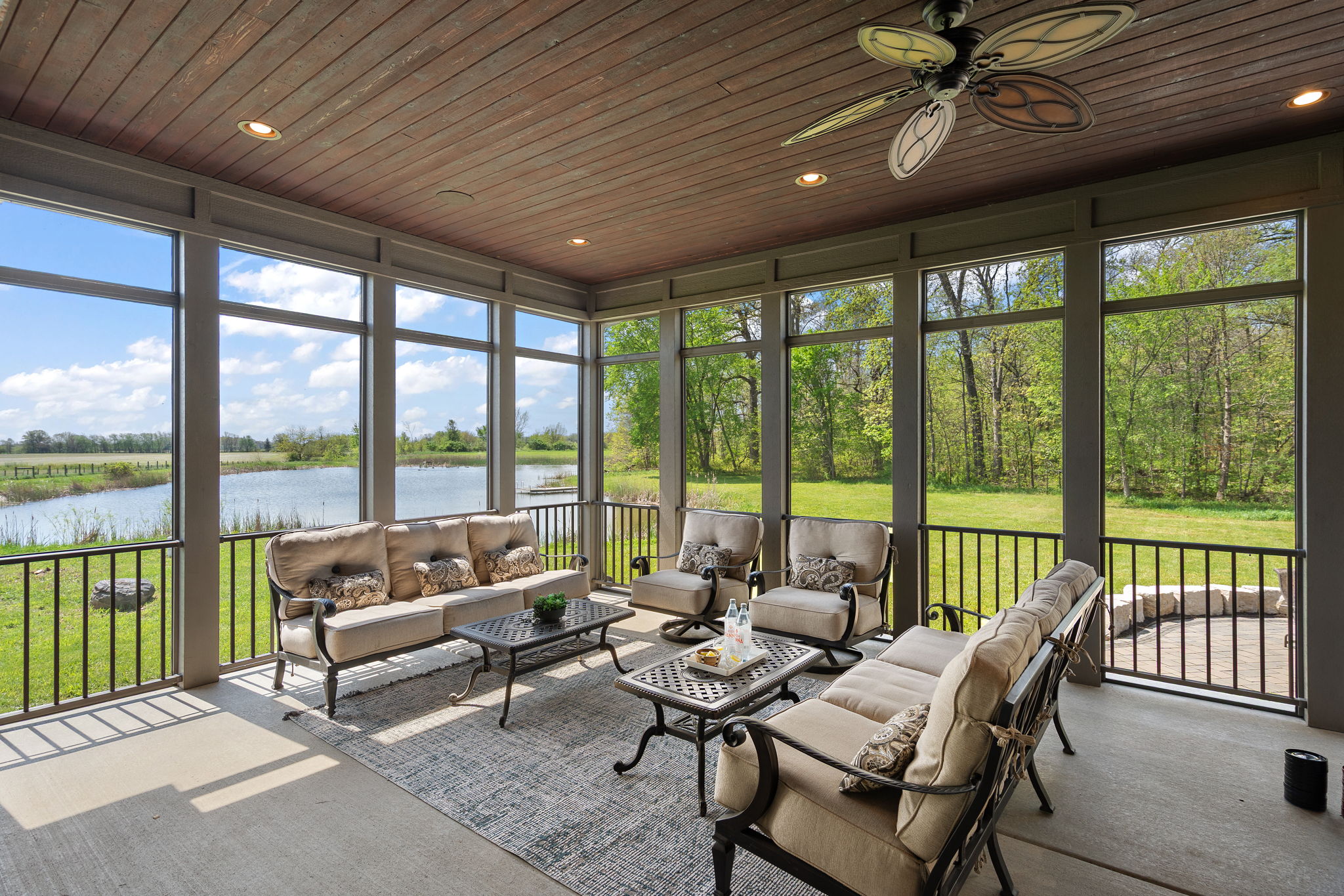  77+ Acre Estate Offering a Blend of Open Ground and Wooded Surroundings - 物件實景