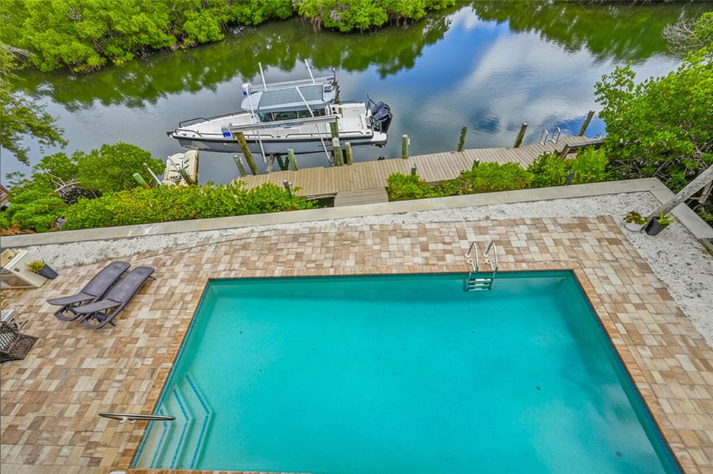 Sarasota, Florida, 34242, United States, 4 Bedrooms Bedrooms, ,5 BathroomsBathrooms,Residential,For Sale,1999117