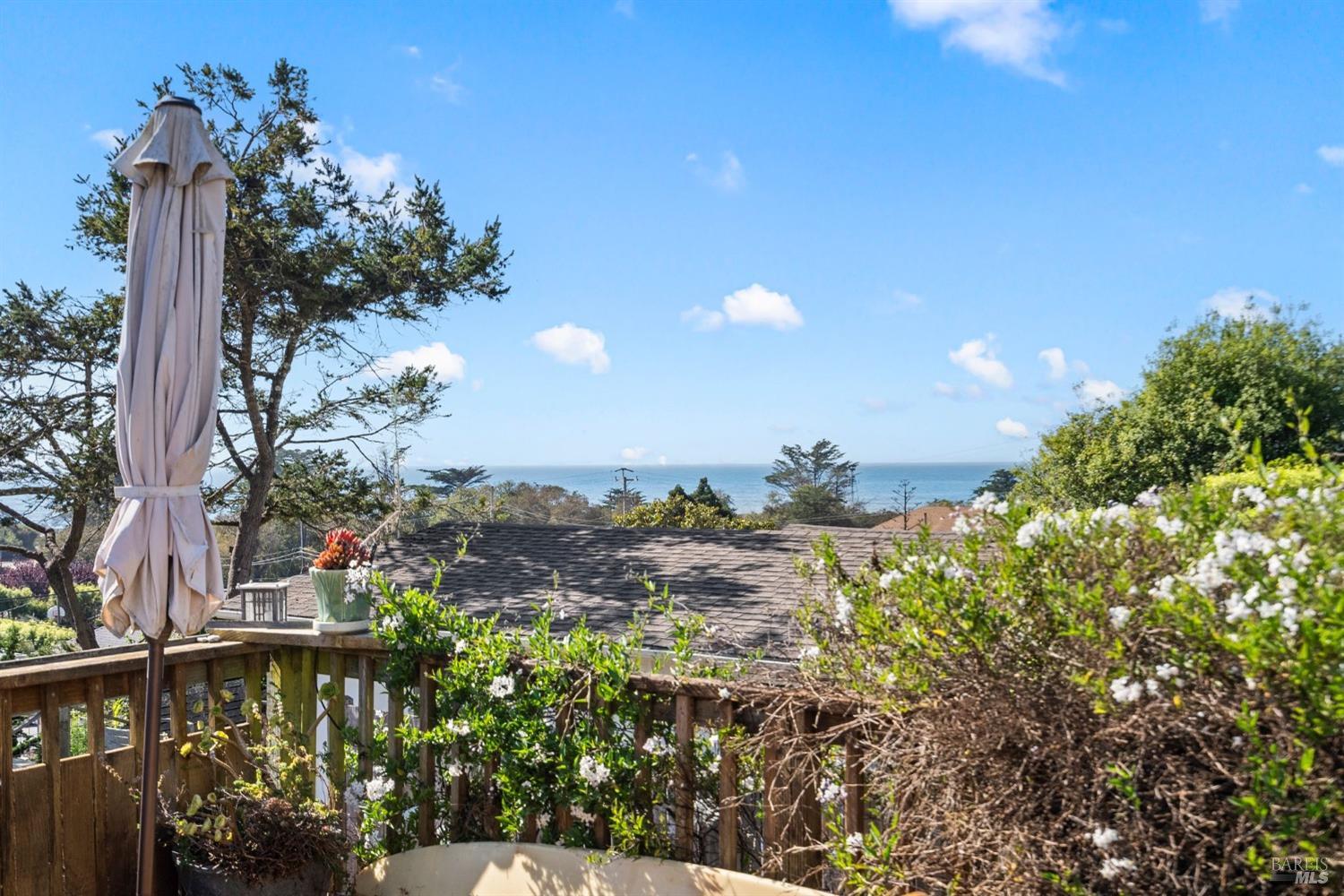 Stinson Beach, California, 94970, United States, 1 Bedroom Bedrooms, ,1 BathroomBathrooms,Residential,For Sale,1838443