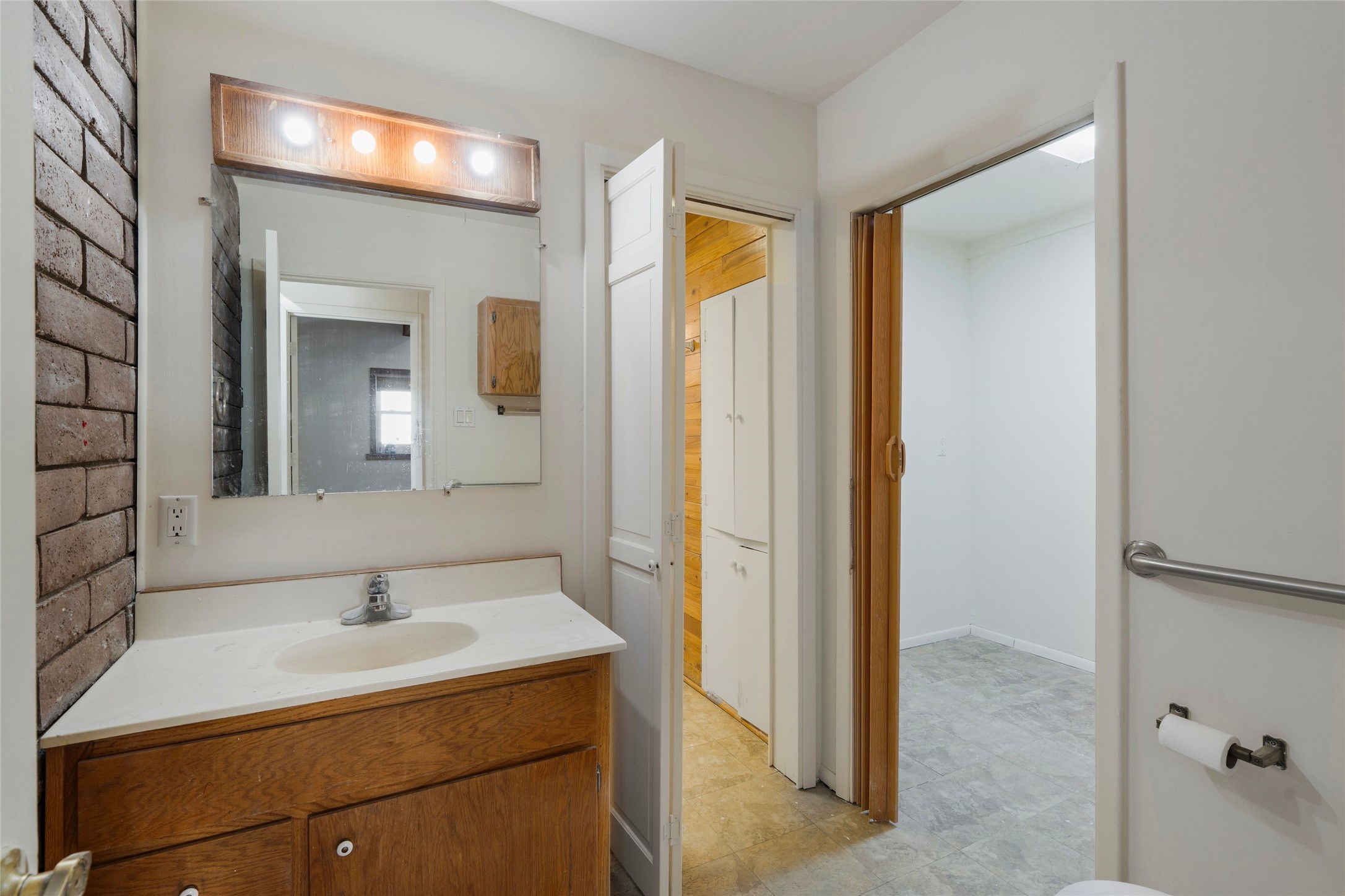  76 & 78 County Road 114 - 物件實景