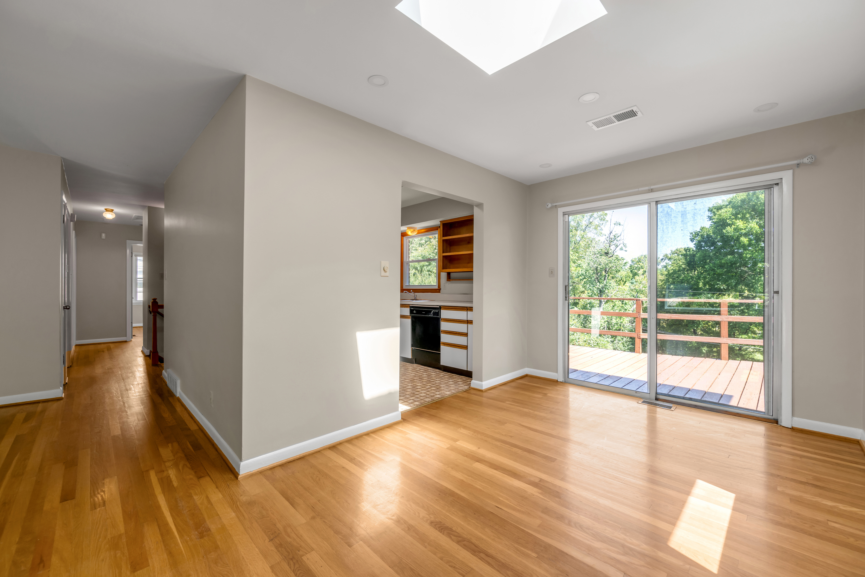  953 Holly Springs Drive - 物件實景