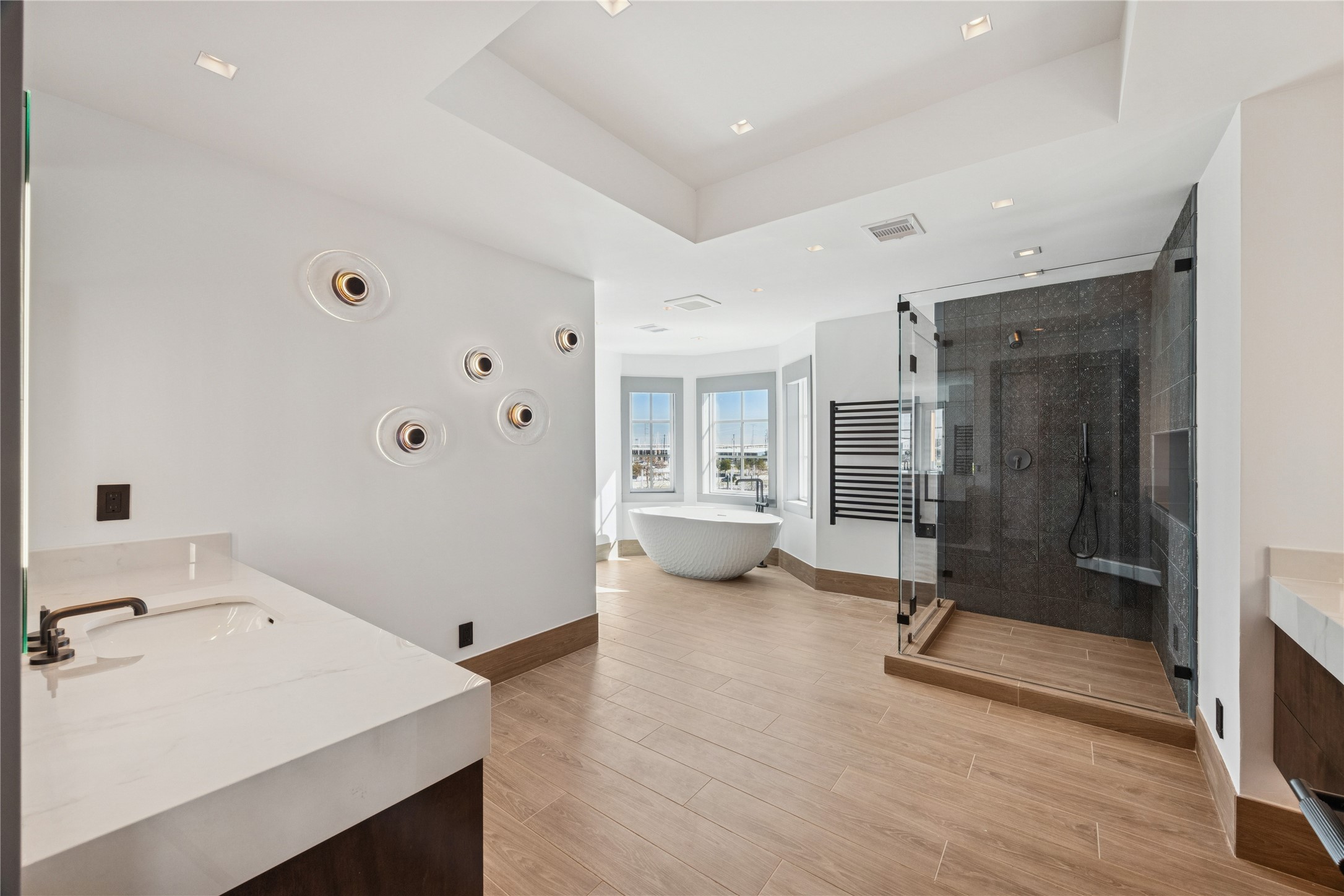  2443 Lakewood Pointe - 物件實景