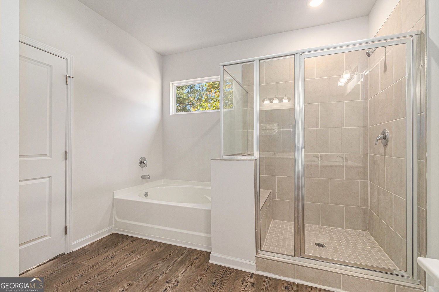 Dacula, Georgia, 30019, United States, 5 Bedrooms Bedrooms, ,4 BathroomsBathrooms,Residential,For Sale,1987186