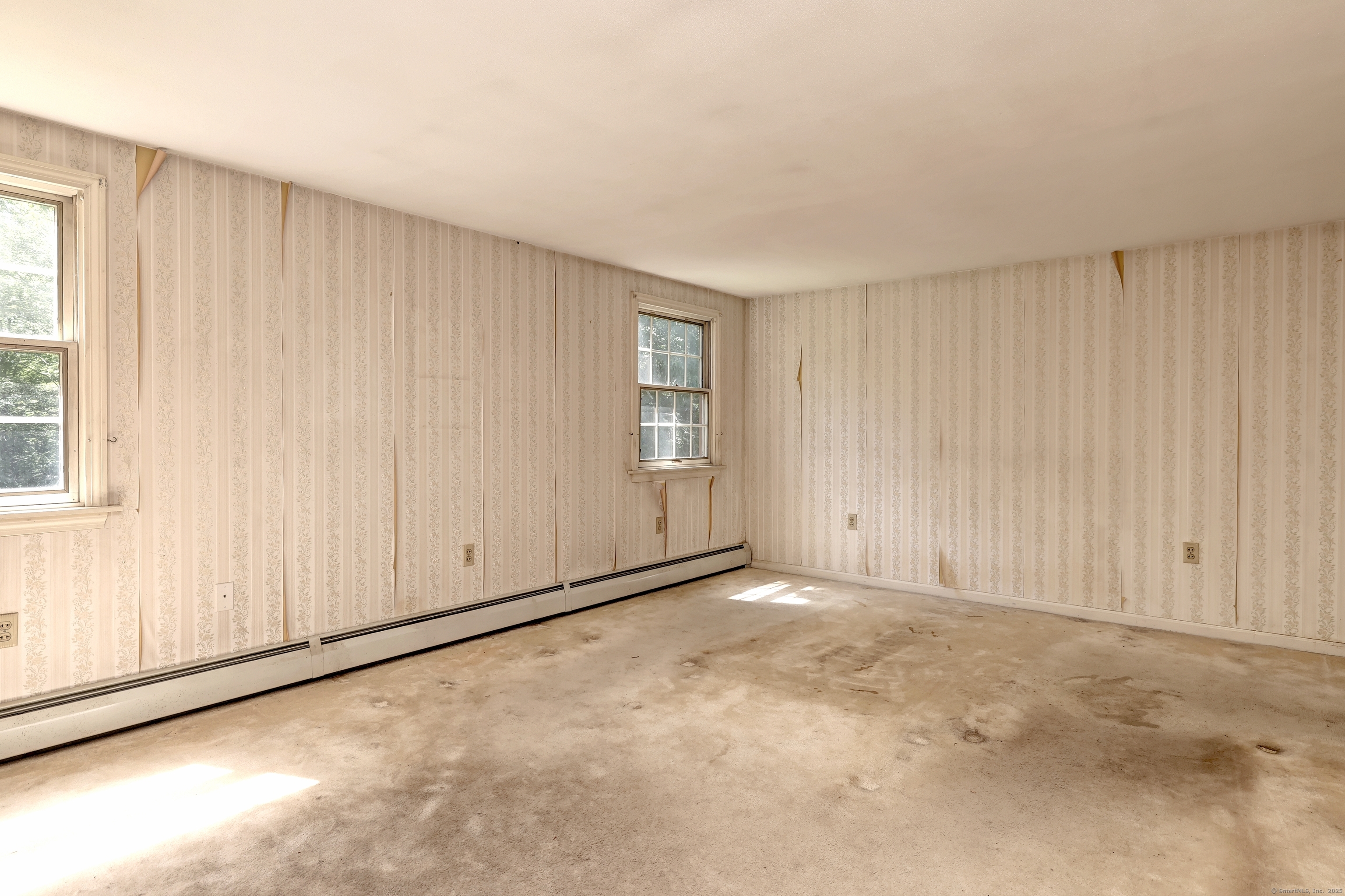 Torrington, Connecticut, 06790, United States, 3 Bedrooms Bedrooms, ,2 BathroomsBathrooms,Residential,For Sale,1927244