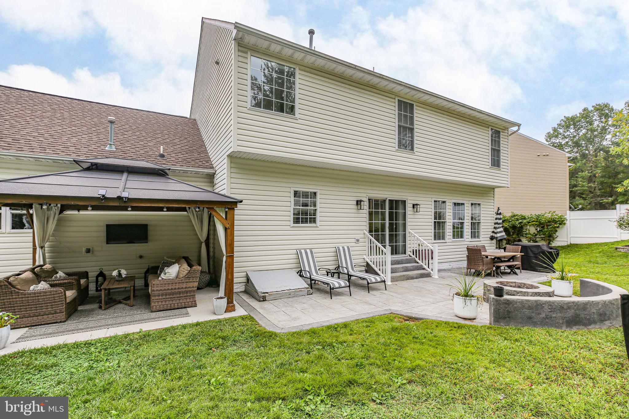 Fredericksburg, Virginia, 22407, United States, 4 Bedrooms Bedrooms, ,3 BathroomsBathrooms,Residential,For Sale,1980921