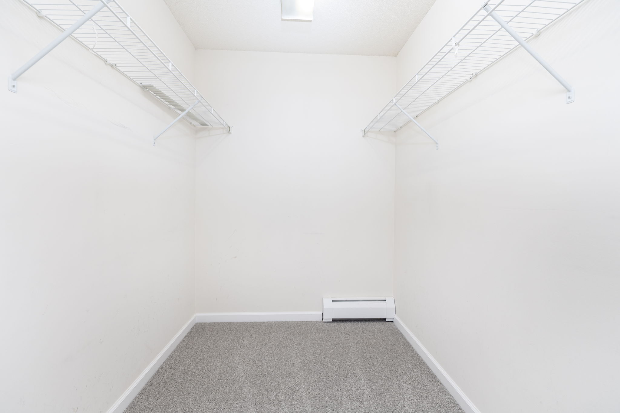 Rocky Hill, Connecticut, 06067, United States, 4 Bedrooms Bedrooms, ,3 BathroomsBathrooms,Residential,For Sale,1991962