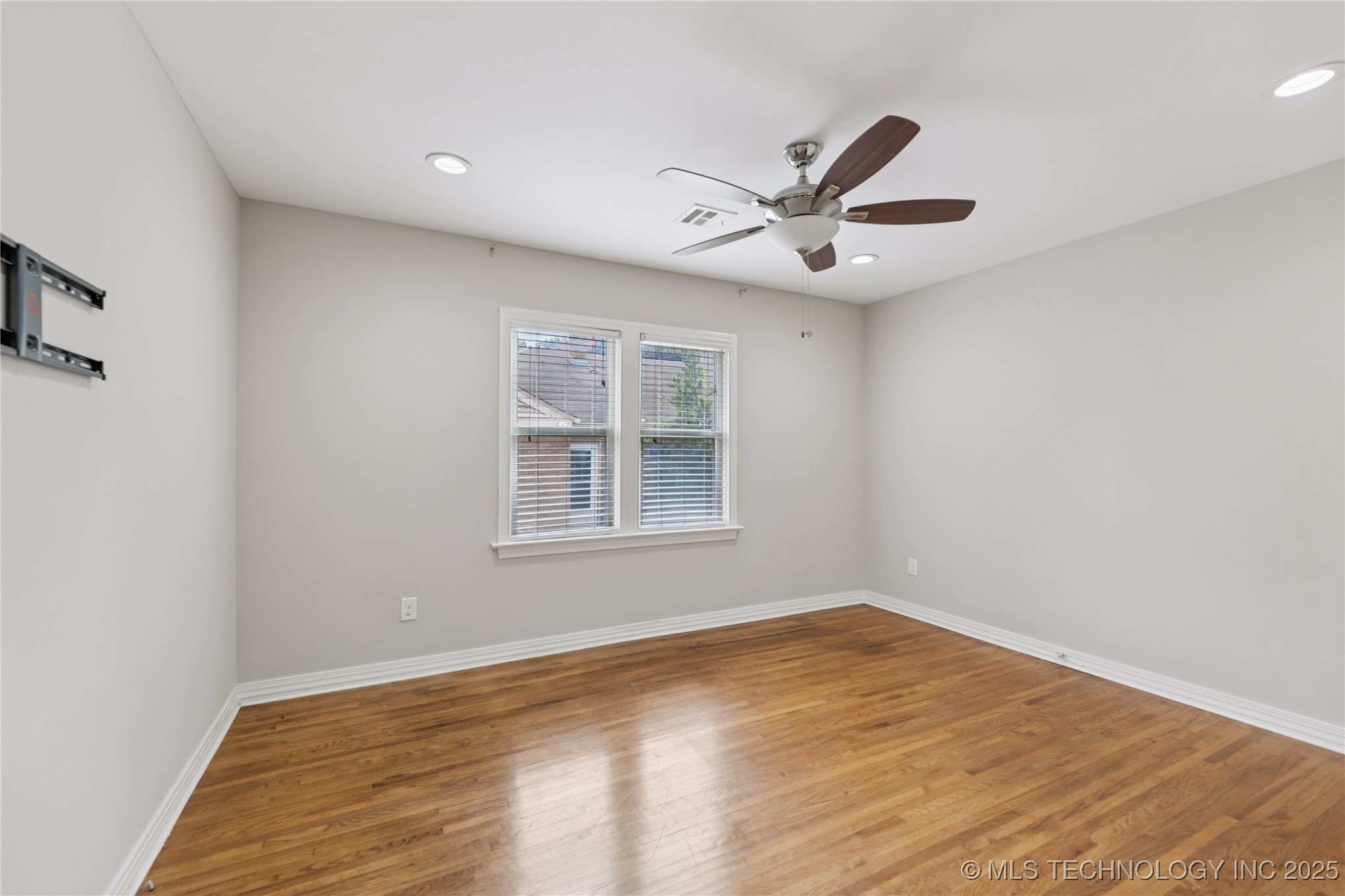 Tulsa, Oklahoma, 74104, United States, 4 Bedrooms Bedrooms, ,3 BathroomsBathrooms,Residential,For Sale,1941702