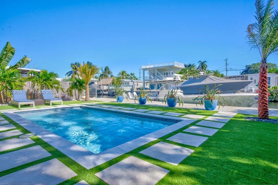 Key Largo, Florida, 33037, United States, 5 Bedrooms Bedrooms, ,3 BathroomsBathrooms,Residential,For Sale,2002061