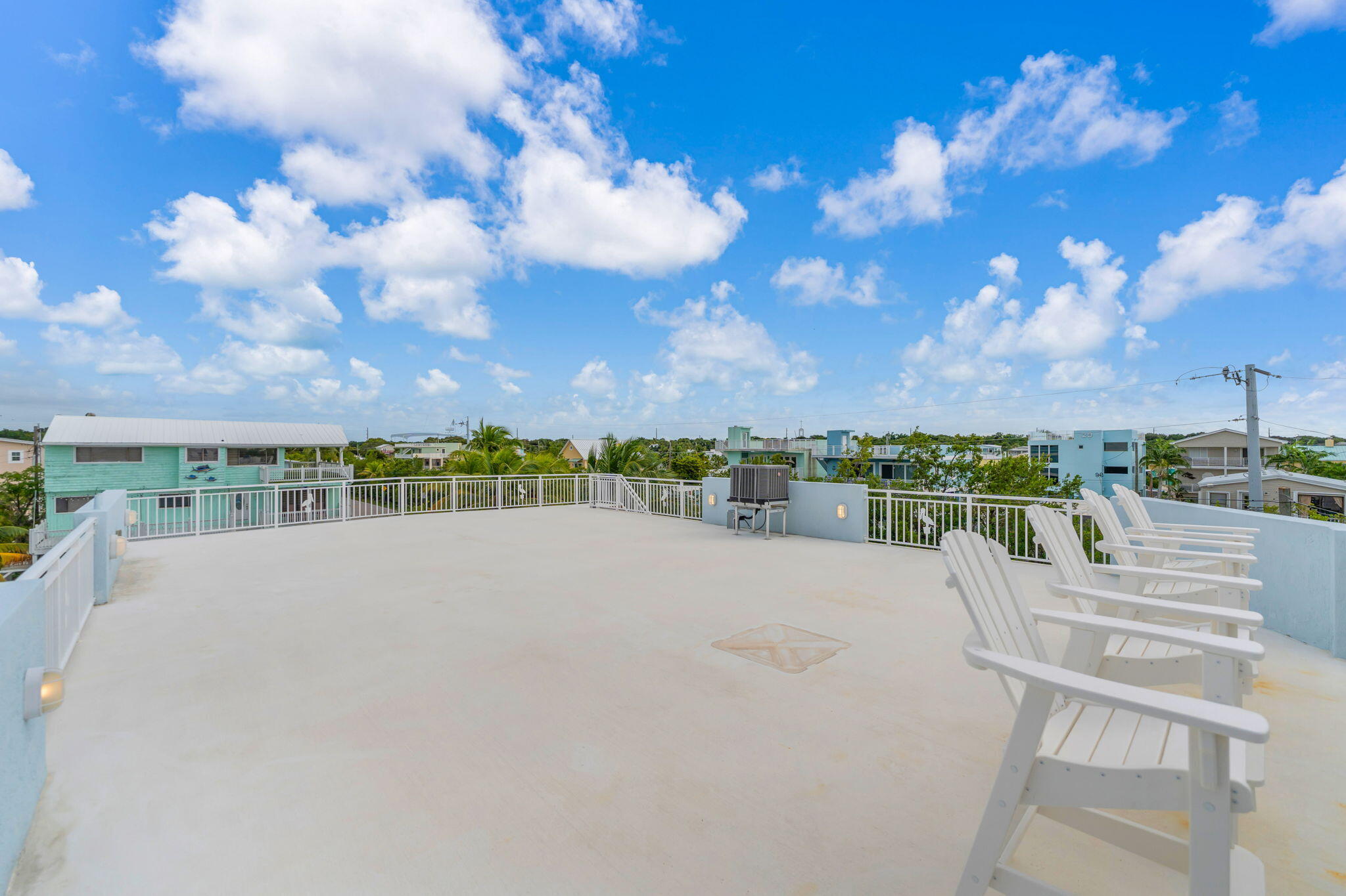 KEY LARGO, Florida, 33037, United States, 4 Bedrooms Bedrooms, ,3 BathroomsBathrooms,Residential,For Sale,1991909