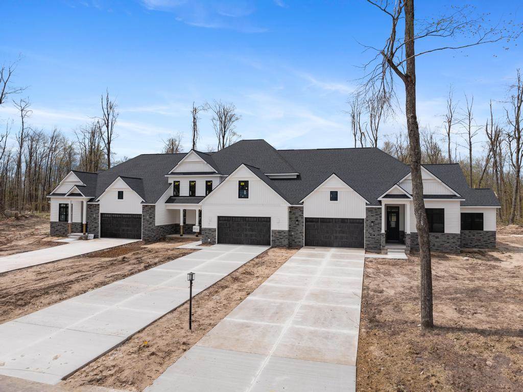 Harbor Springs, Michigan, 49740, United States, 3 Bedrooms Bedrooms, ,2 BathroomsBathrooms,Residential,For Sale,1818428